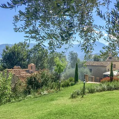 Prázdninový dům Stunning In Castiglione Messer R, With 1 Bedrooms, Wifi And Outdoor Swimming Pool